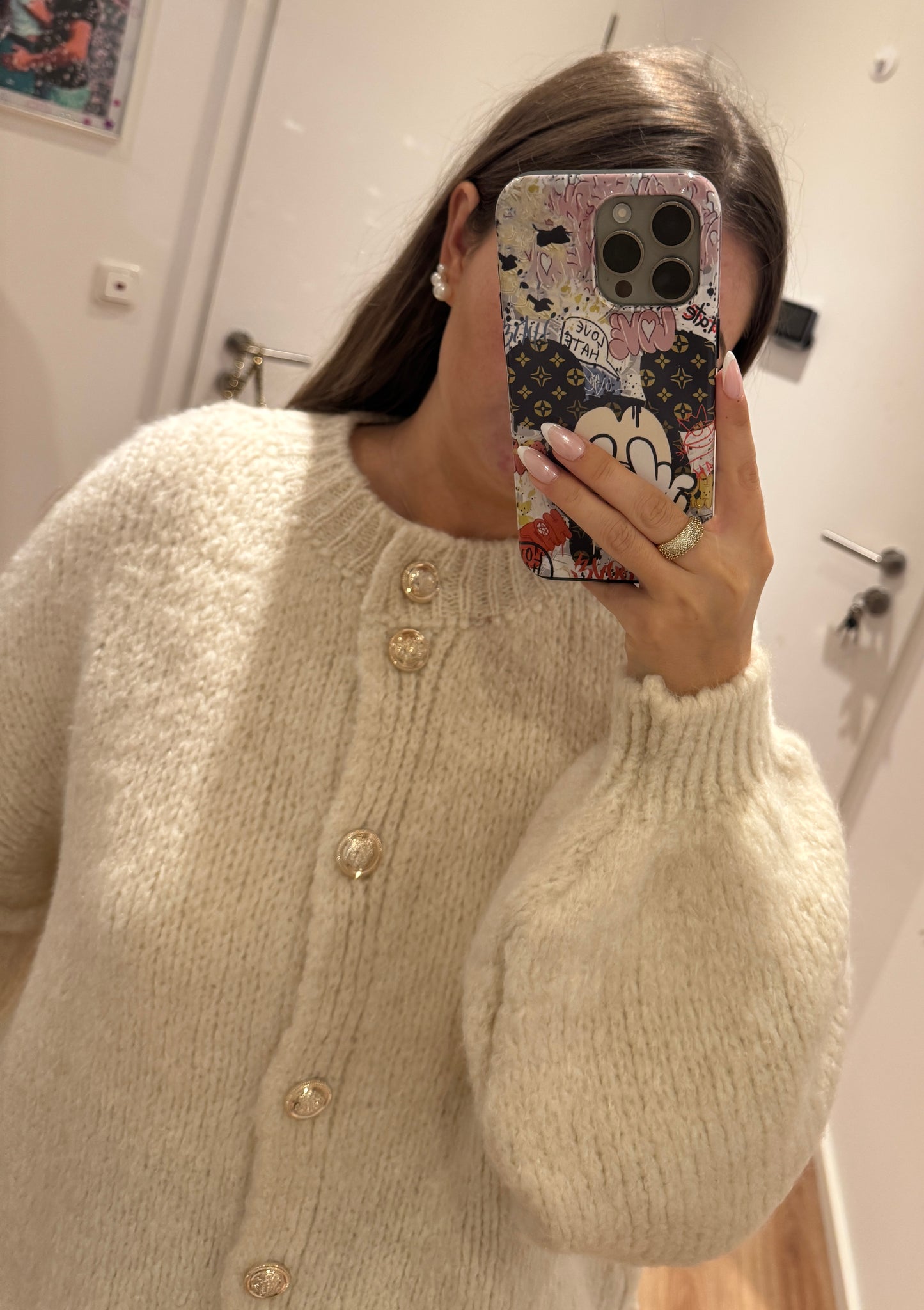 Oversize Cardigan kurz mit goldenen Knöpfen